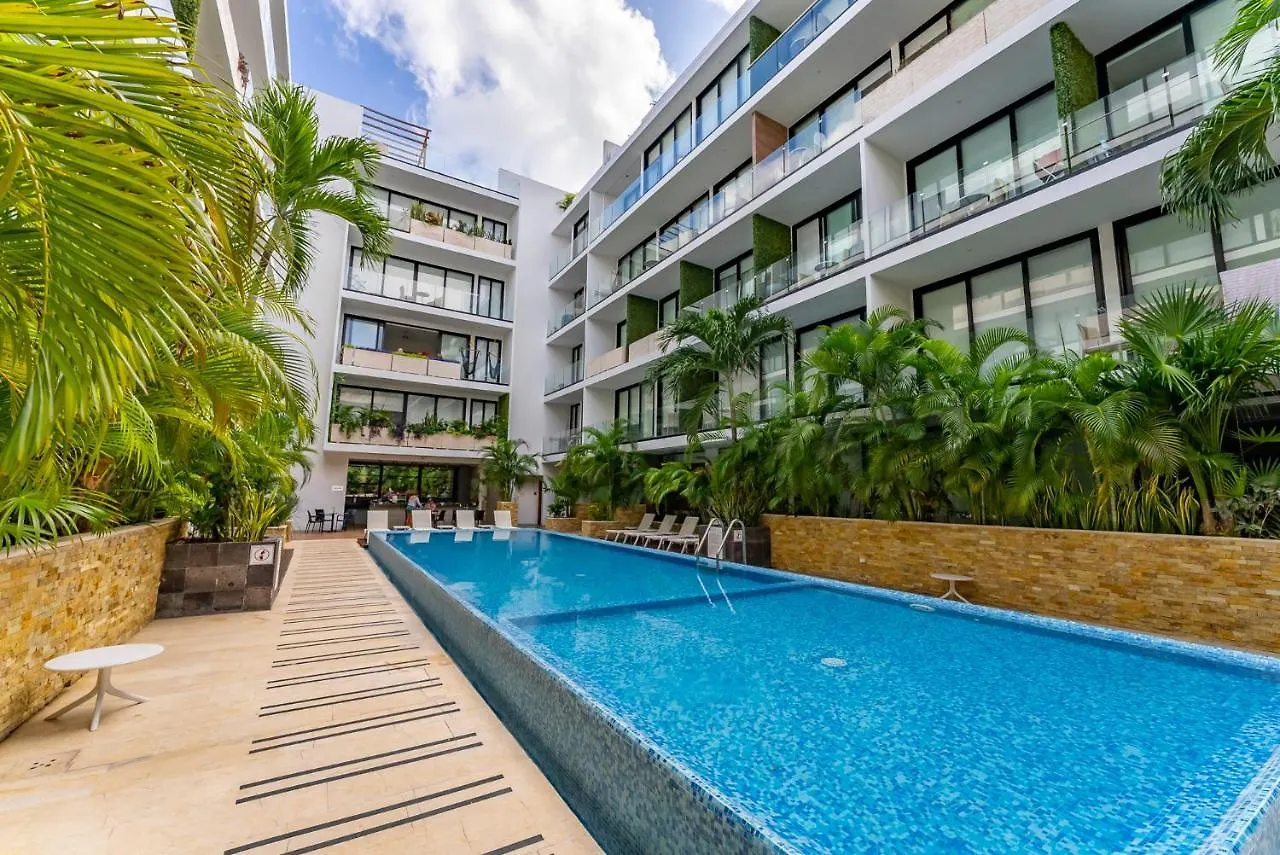 The City Playa Playa del Carmen Apartment