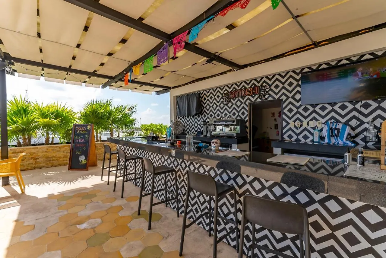 The City Playa Playa del Carmen Apartment